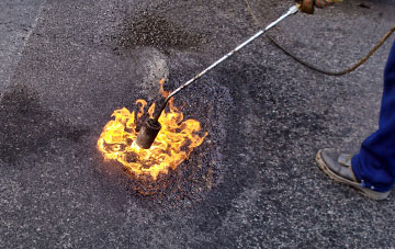 Blunts flat roofing repairs